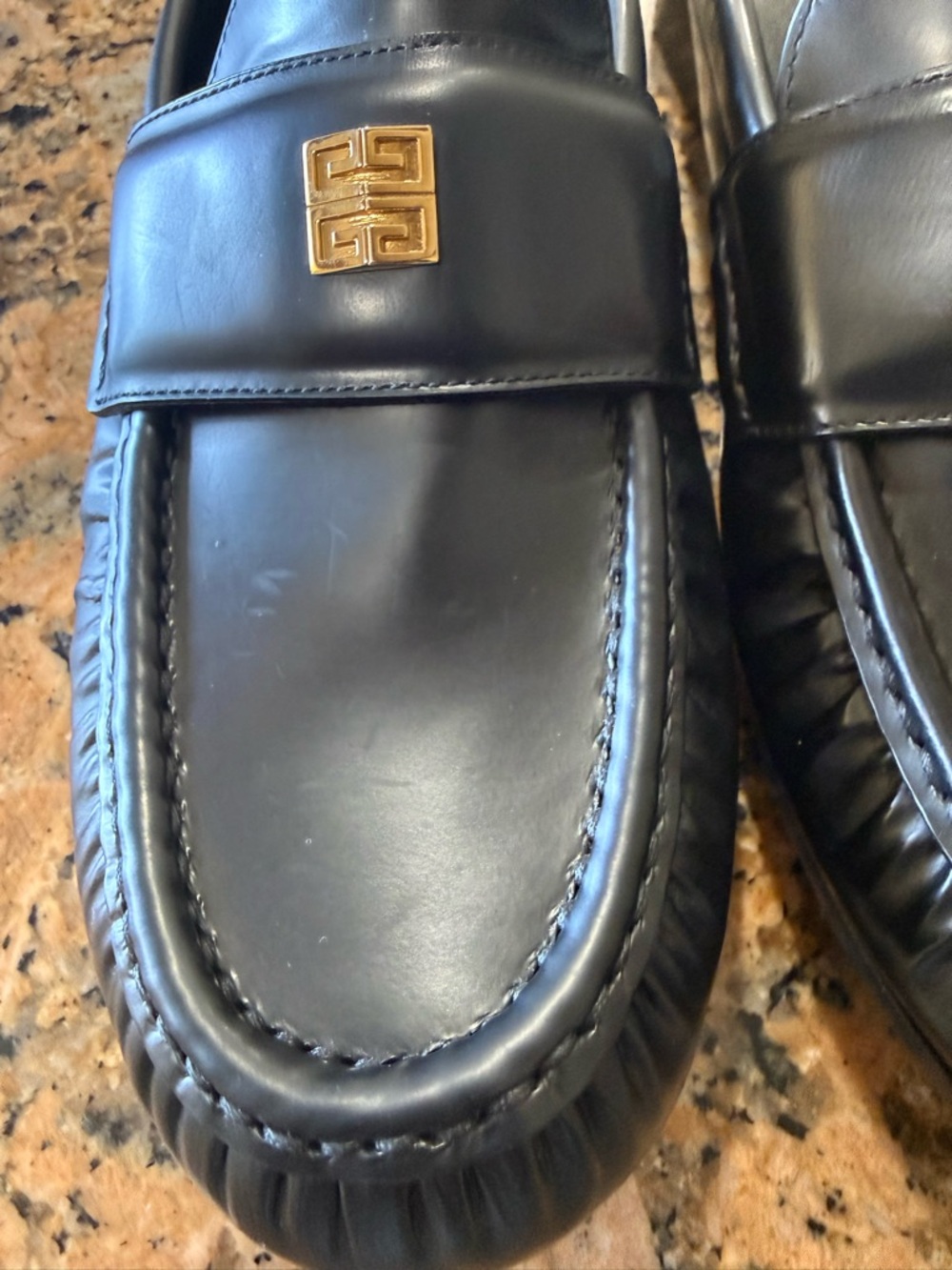 Givenchy woman’s Black 4G Leather Loafer Mules - Picture 2 of 10